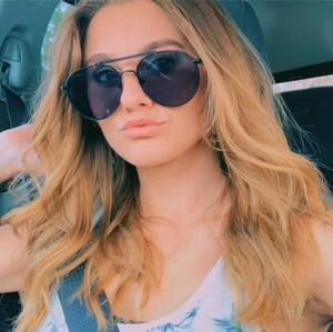 Meet your Posher, Victoria